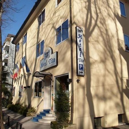 Hotel Tito Mestre Exterior photo
