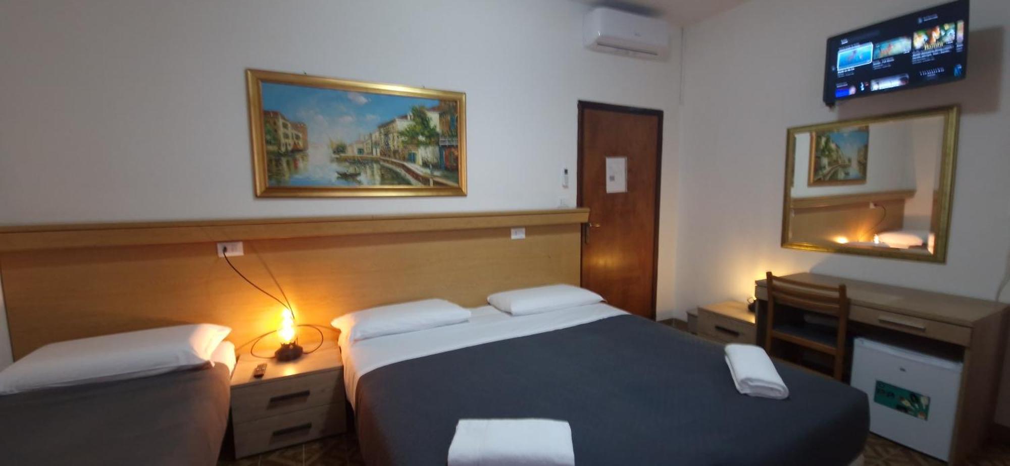 Hotel Tito Mestre Exterior photo