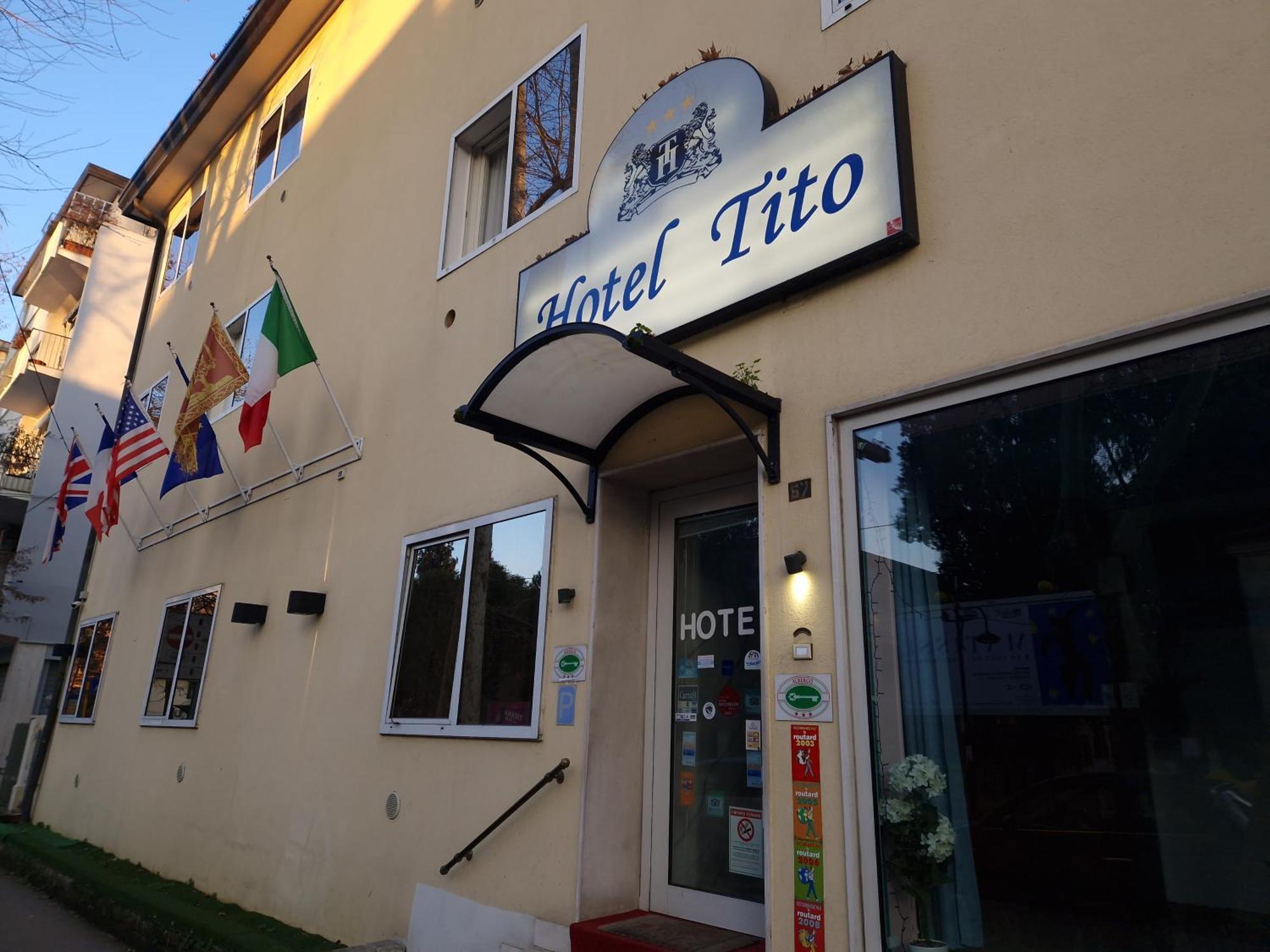 Hotel Tito Mestre Exterior photo