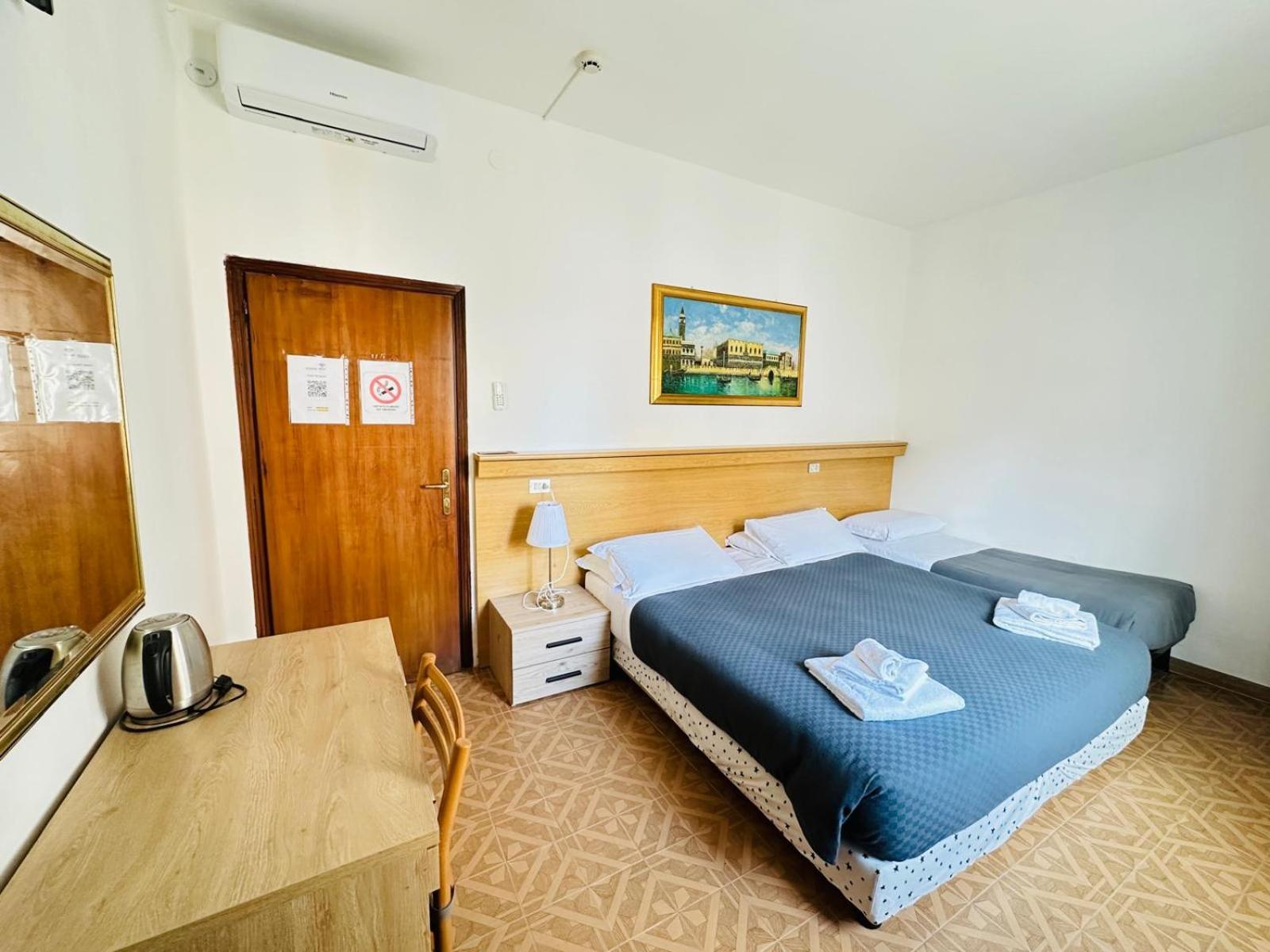 Hotel Tito Mestre Exterior photo